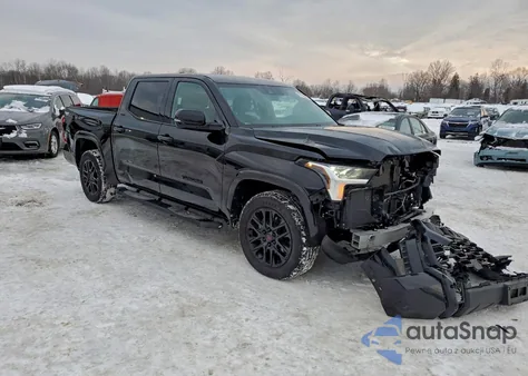 2023 Toyota Tundra Crewmax Sr z USA, uszkodzony, nr VIN 5TFLA5DB1PX096189